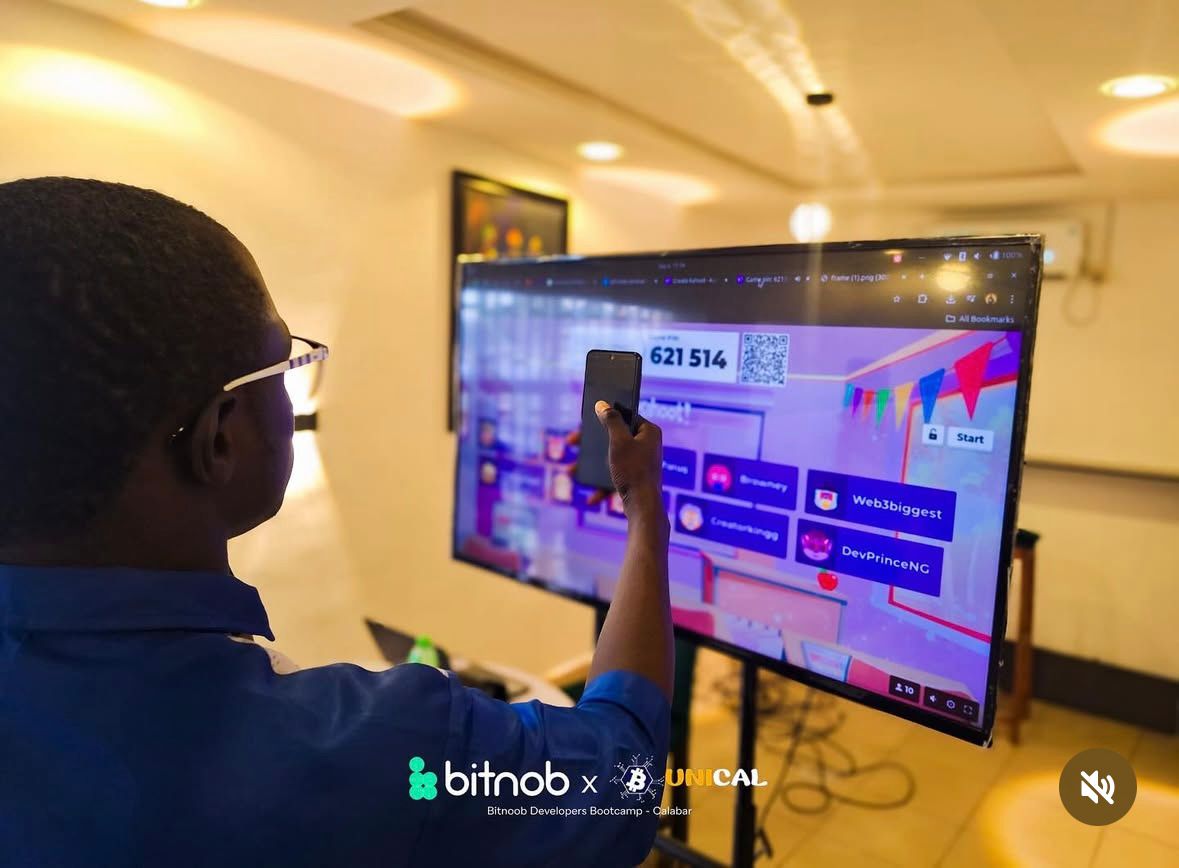 People at a bitnob conference